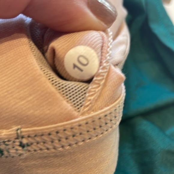 LuLuLemon All Sport Tanktop Sports Bra, Teal Green. Size 10 - Picture 9 of 9